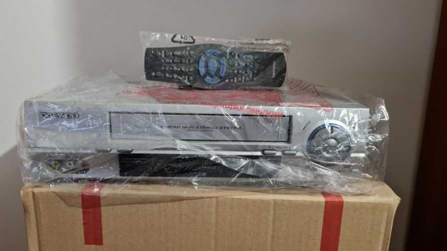 Video recorder stereo DAEWOO nou