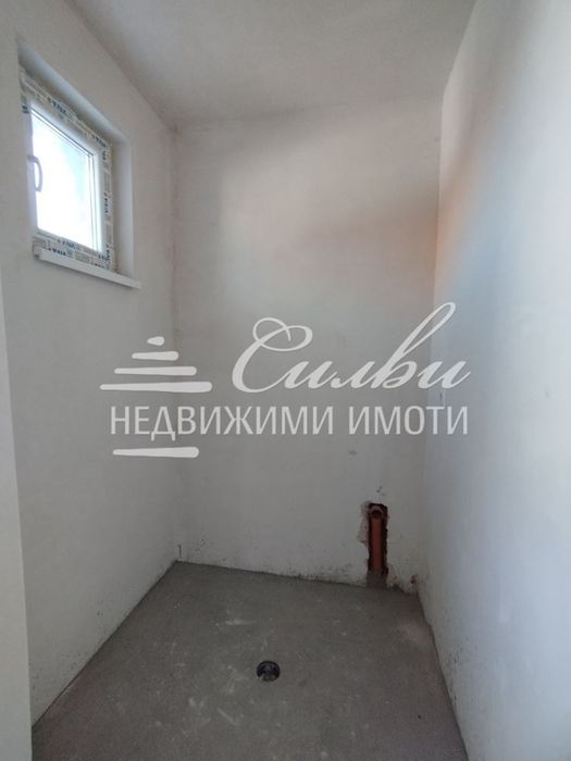 Продава се Тристаен апартамент в Шумен, Дивизионна болница - 135 кв.м за 1038 €/кв.м - Снимка #8
