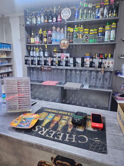 Мебель для пивного магазина