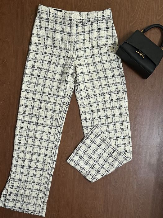 Бял панталон букле Zara