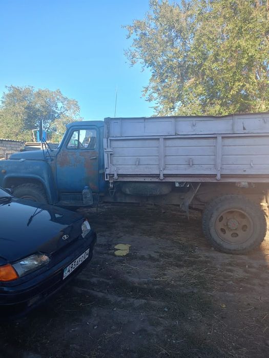 Продам газон самосвал