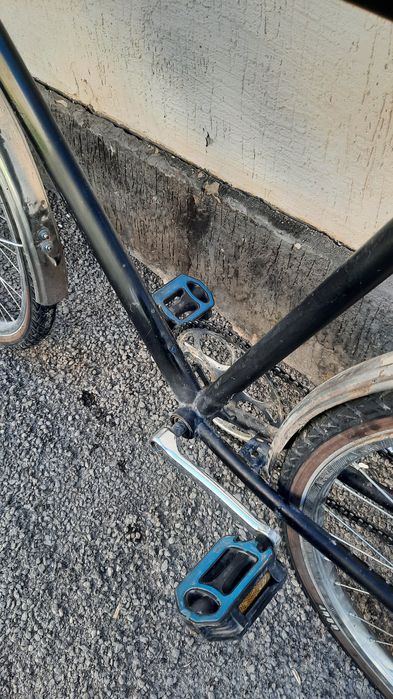 Велосипед сатылады урал срочна ляля