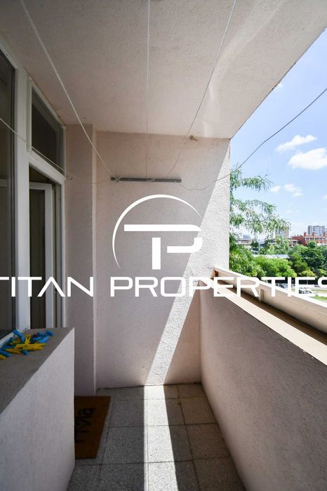 Дава се под наем Тристаен апартамент в София, Изгрев - 115 кв.м за 765 € - Снимка #10