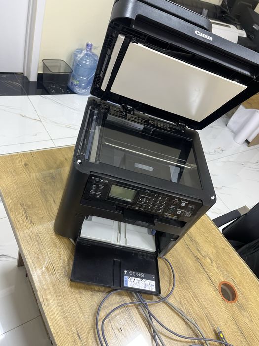 Printer sotiladi pf264 dw