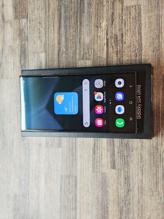 Като нов Samsung Galaxy S24 Ultra 5G 12 GB RAM 256 GB Black Гаранция