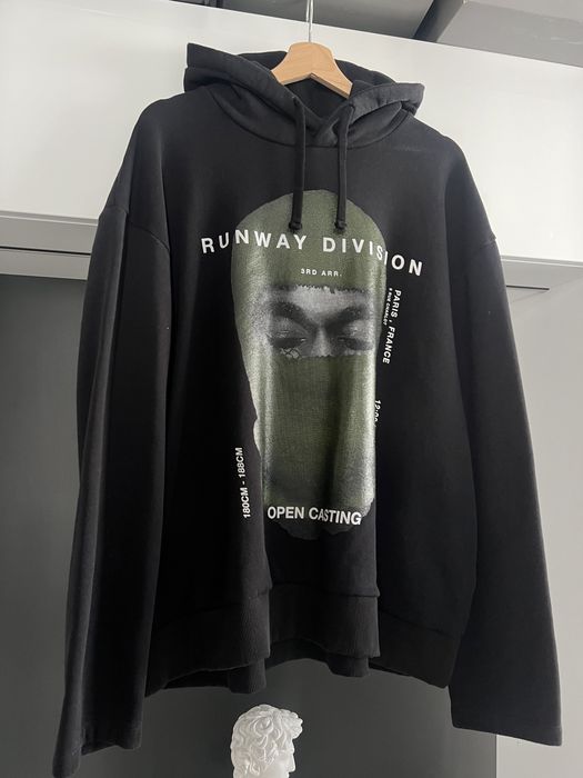 Ih Nom Uh Hoodie L