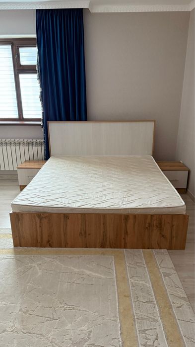 Спальный гарнитур + кроват