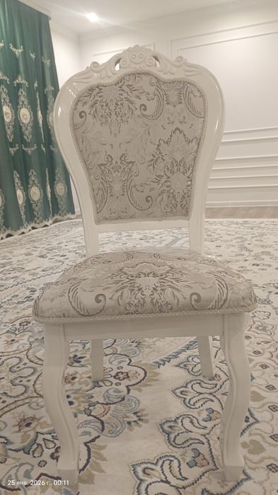 Продам стол стулья