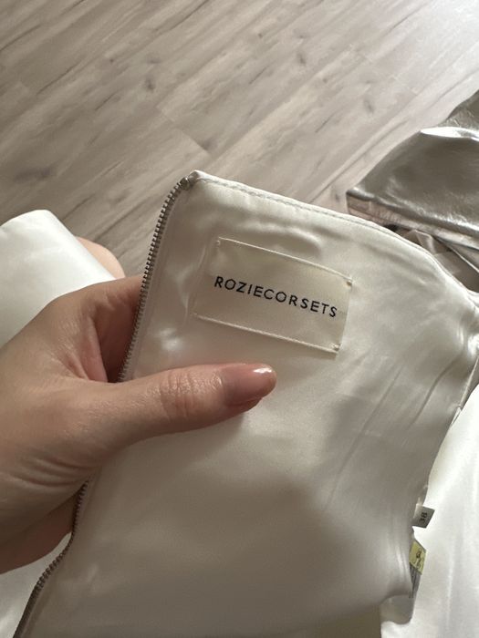 Продам топы ROZIECORSETS и Zara