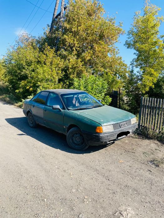 Срочно продам ауди 80 б3