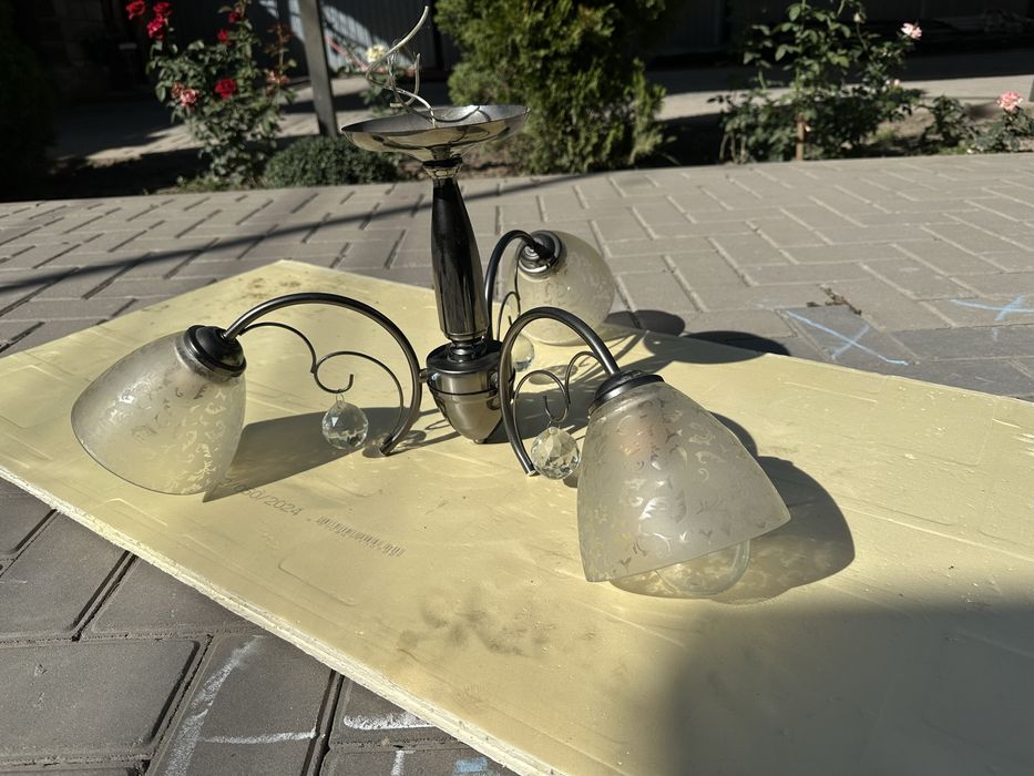 Люстра 3 рожковая