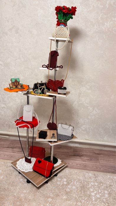 Разные сумочки тз бусин