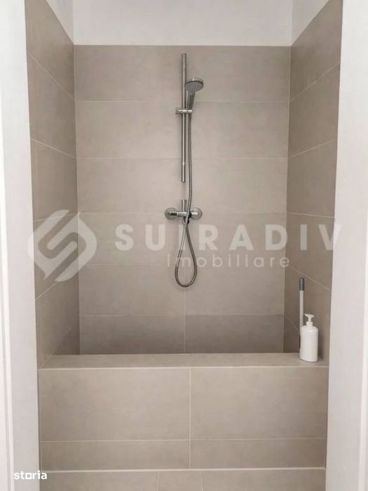 Spatiu comercial, vad stradal, parcari- pretabil pentru cabinete/birou