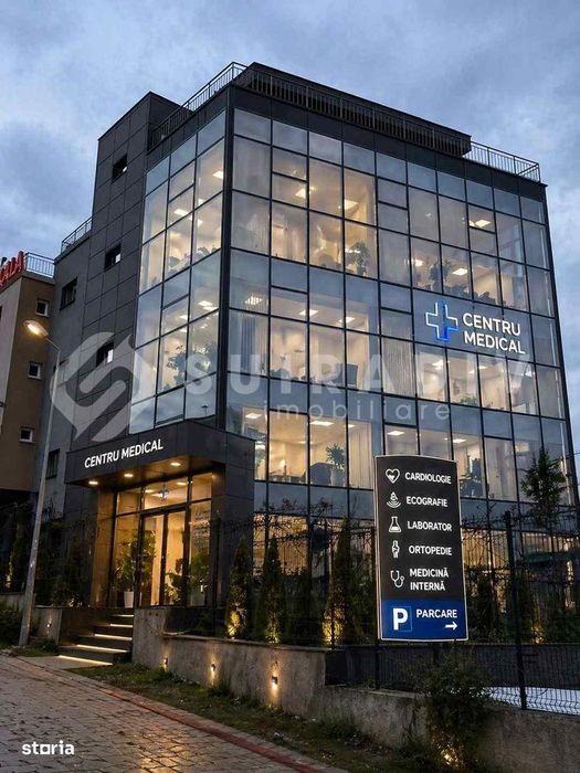 Clădire modernă – 776 mp, 20 locuri de parcare, zonă cu vad excelent