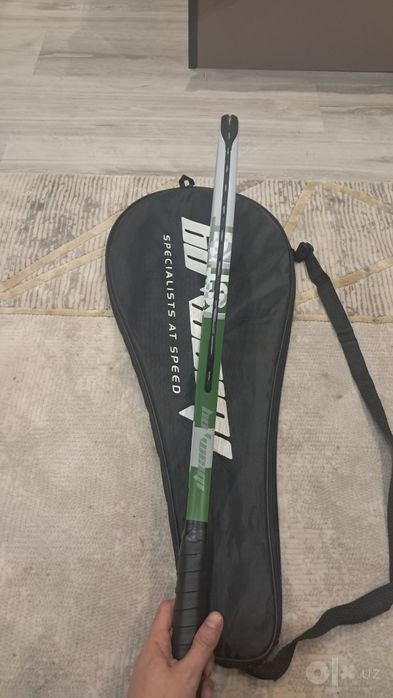 Tennis uchun raketka, теннисная ракетка для большего тенниса