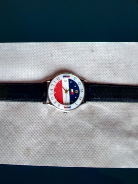 Часы наручные, унисекс.