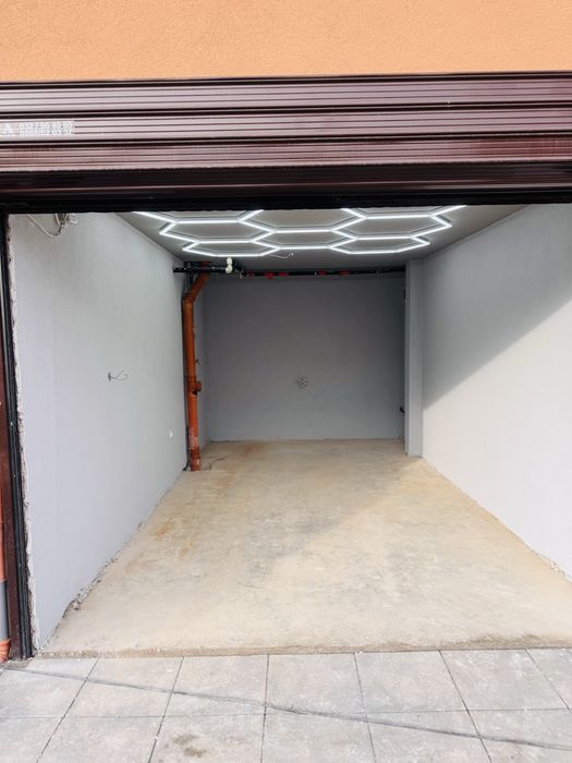 Чисто нов гараж, ул. Милен Цветков, кв. Суха река - ток и вода