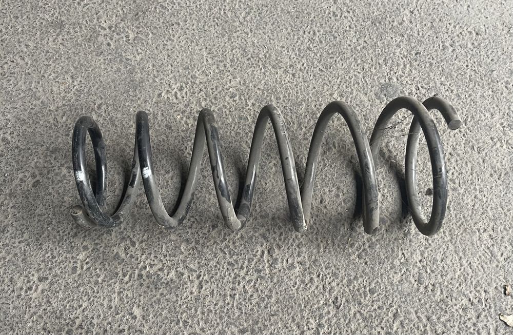 Пружина передняя от Ауди