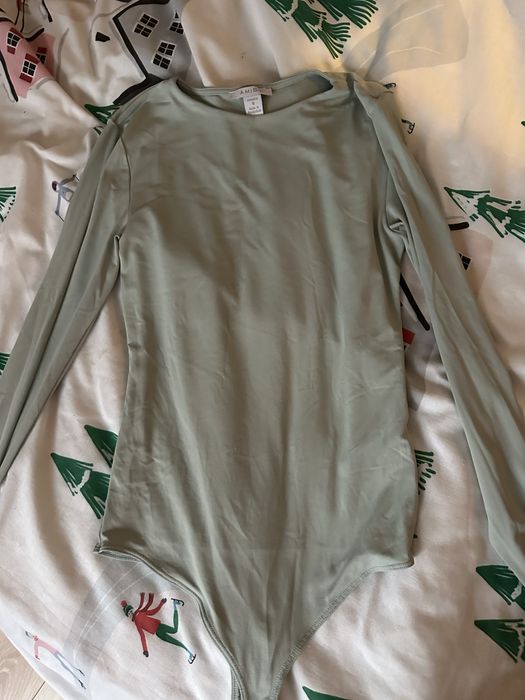 Чисто нови боди от New Yorker