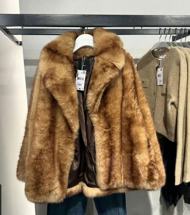 Шуба MANGO искусственная лиса