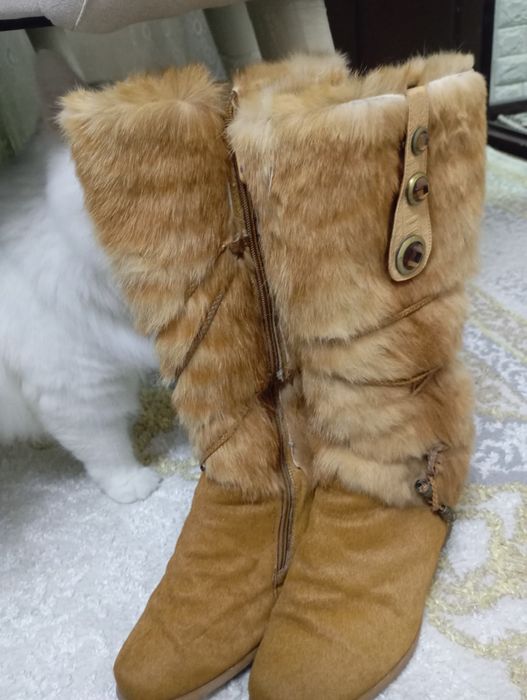 Сапоги с натуральным мехом,фирма ASKO