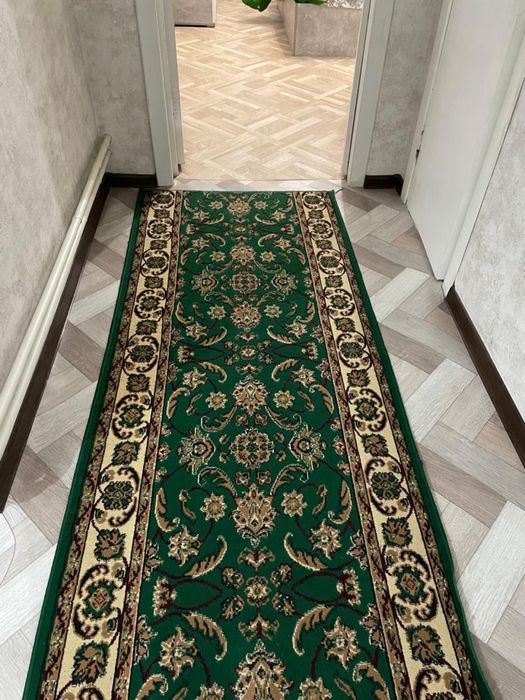 Продам ковер и дорожки!