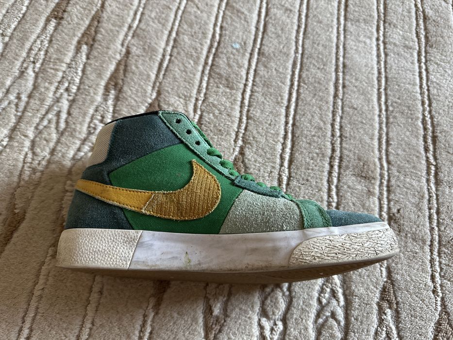 NIKE SB Blazer Mid