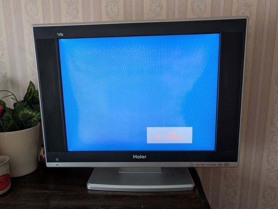 Телевизор Haier L20AV6-A0