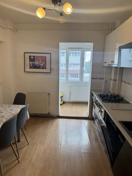 Apartament  3 camete de inchiriat