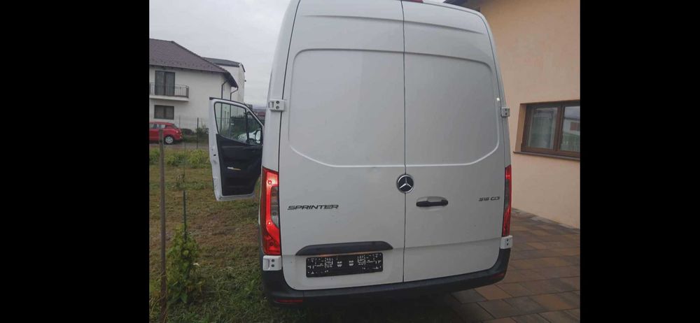 Mercedes Sprinter 2022 nerulat in România