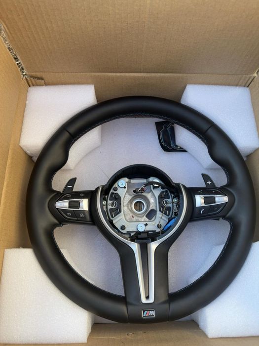 BMW F10/F11 спортен M волан