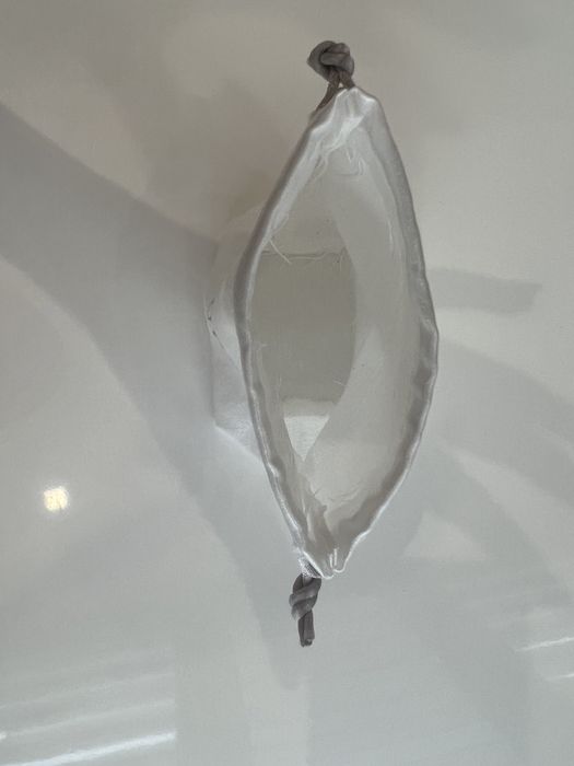 Торбички за бижута Guess