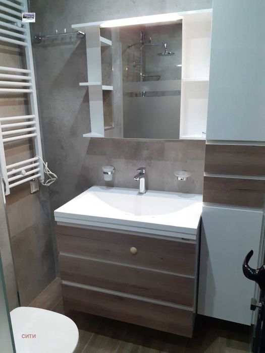 Продава се Двустаен апартамент в Пловдив, Младежки Хълм - 70 кв.м за 1785 €/кв.м - Снимка #4