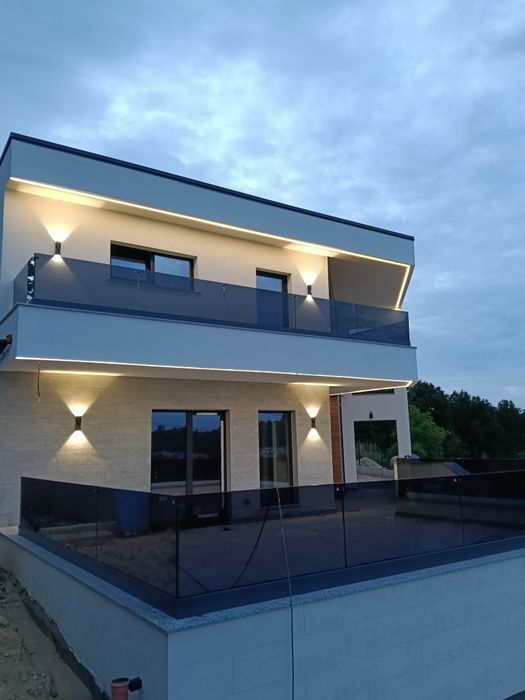 PROPRIETAR - Casa Feleacu - Design Modern