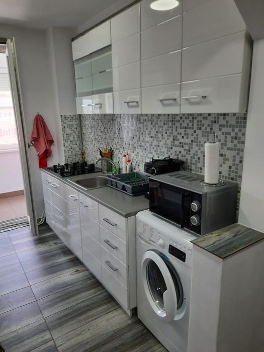 Apartament 2 camere decomandat!