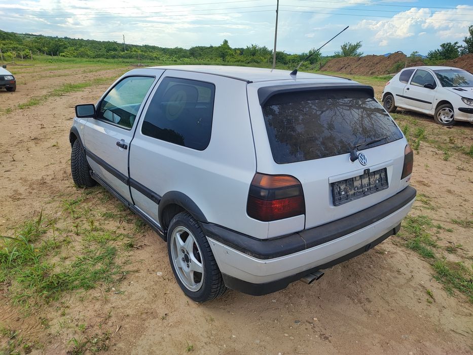 Golf 3 2.0 GTI НА ЧАСТИ