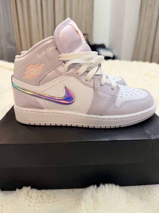 Кроссовки AirJordan 1 Mid
