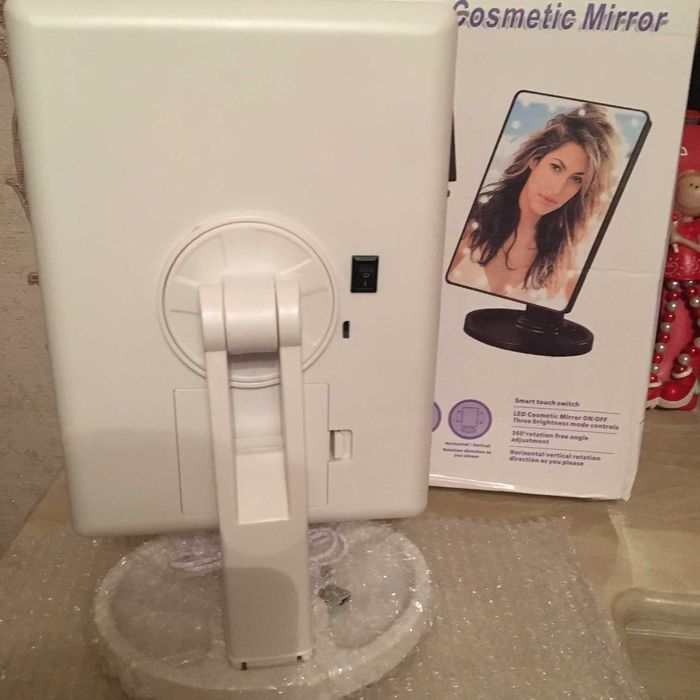 Зеркало с подсветкой