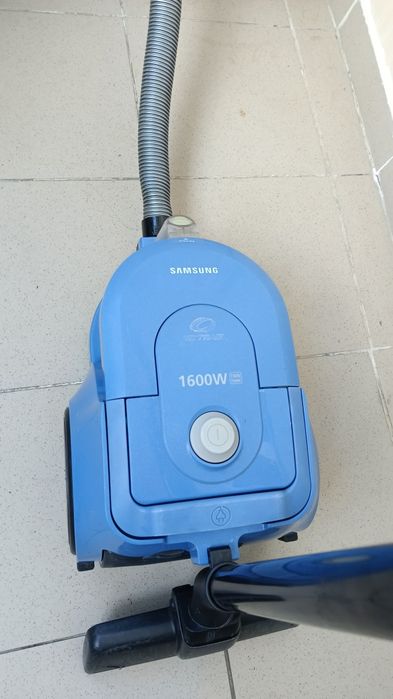 Пылесос Samsung 1600w