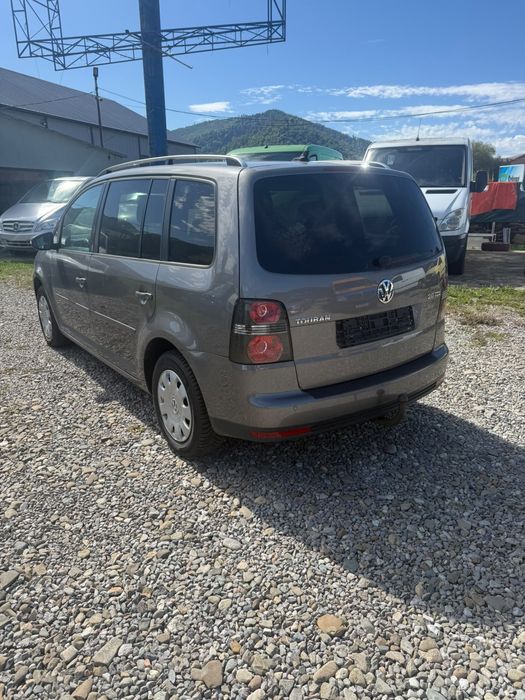 VOLKSWAGEN Touran 2009 — imagine 5