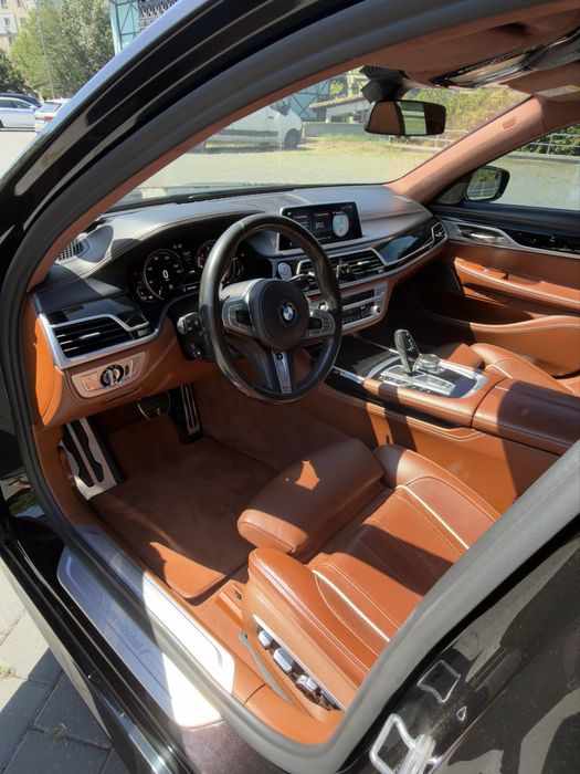 BMW 7 Series 2019 — imagine 3