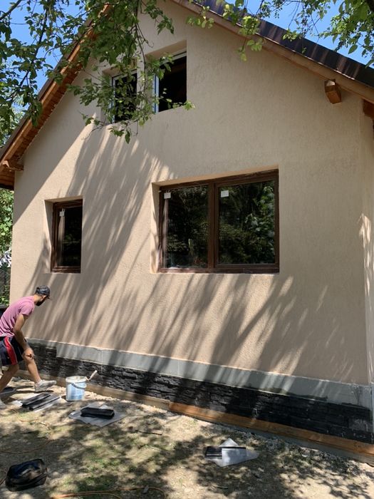 Case La rosu / Case la Cheie / Renovam / Demolării / Reconsolidarii