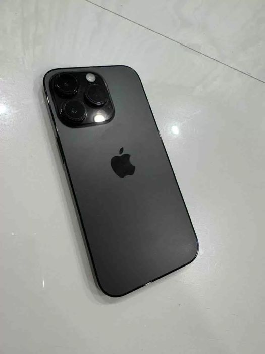 Продам iPhone 14 Pro Black