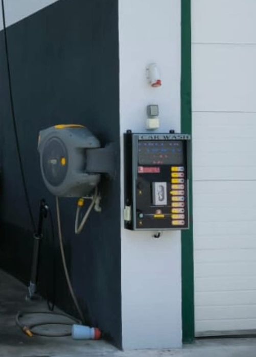 Vand spalatorie auto cu automatizarea si tehnologie