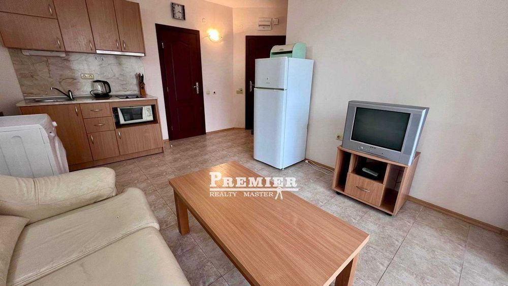 Продава се Двустаен апартамент в Бургас, Акациите - 59 кв.м за 1170 €/кв.м - Снимка #6