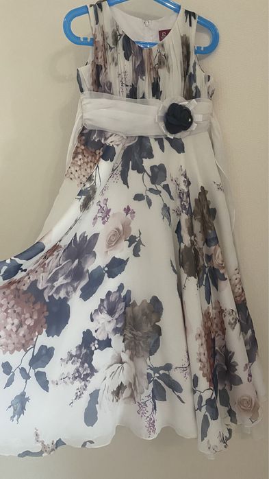 Красивое платье для девочек