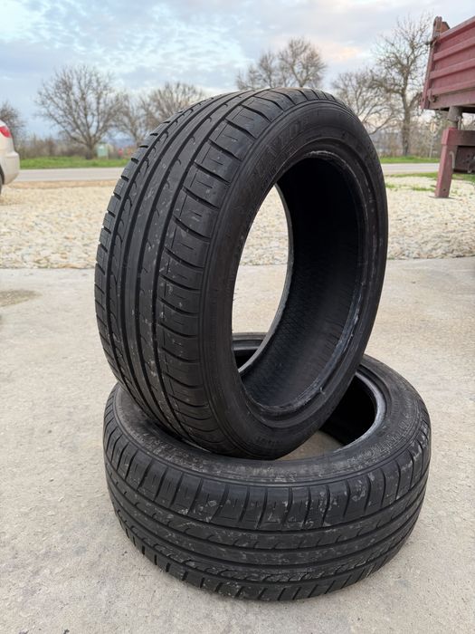 2бр летни гуми Dunlop 225/45R17