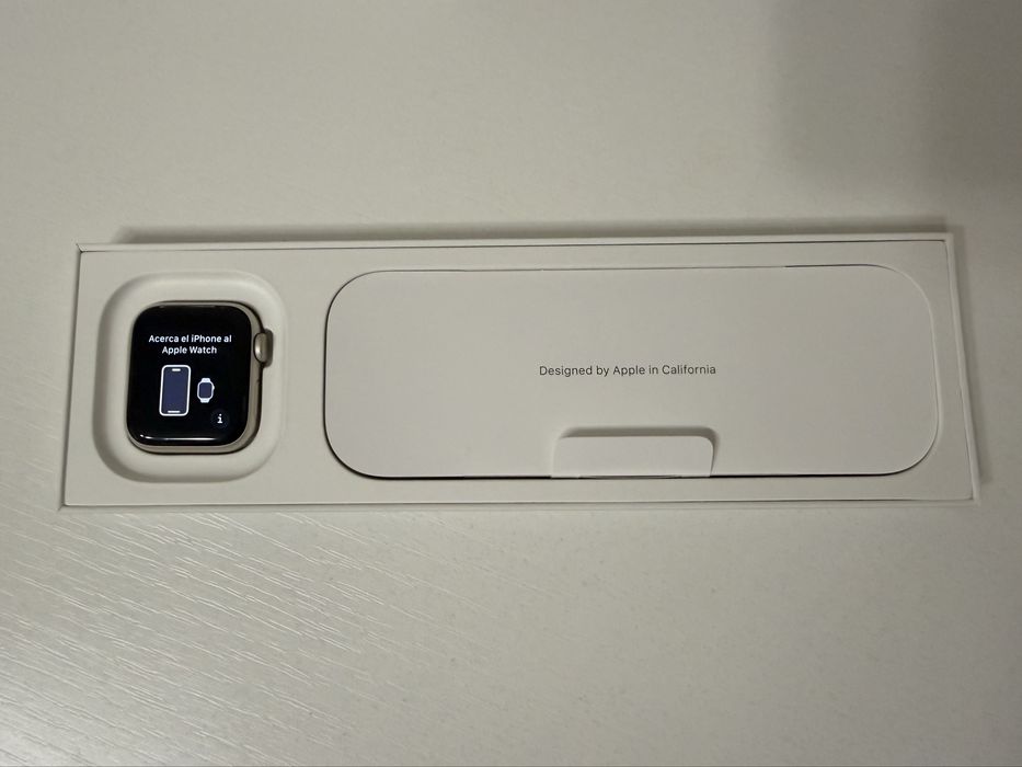 Продам Apple Watch SE (2nd generation) 40 mm