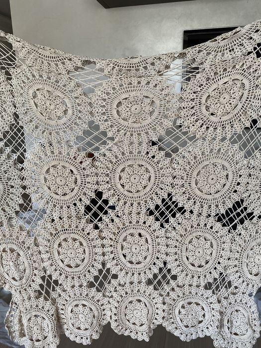 Fata de masa macrame