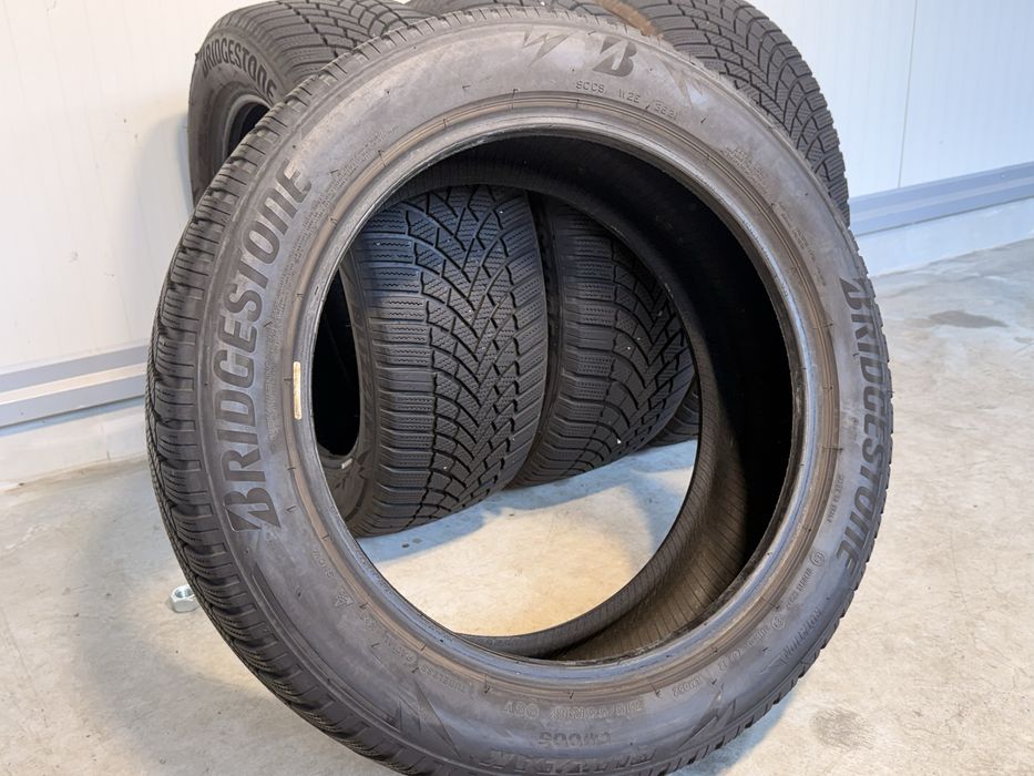 215/55/18 зимни гуми BRIDGESTONE BLIZZAK LM005